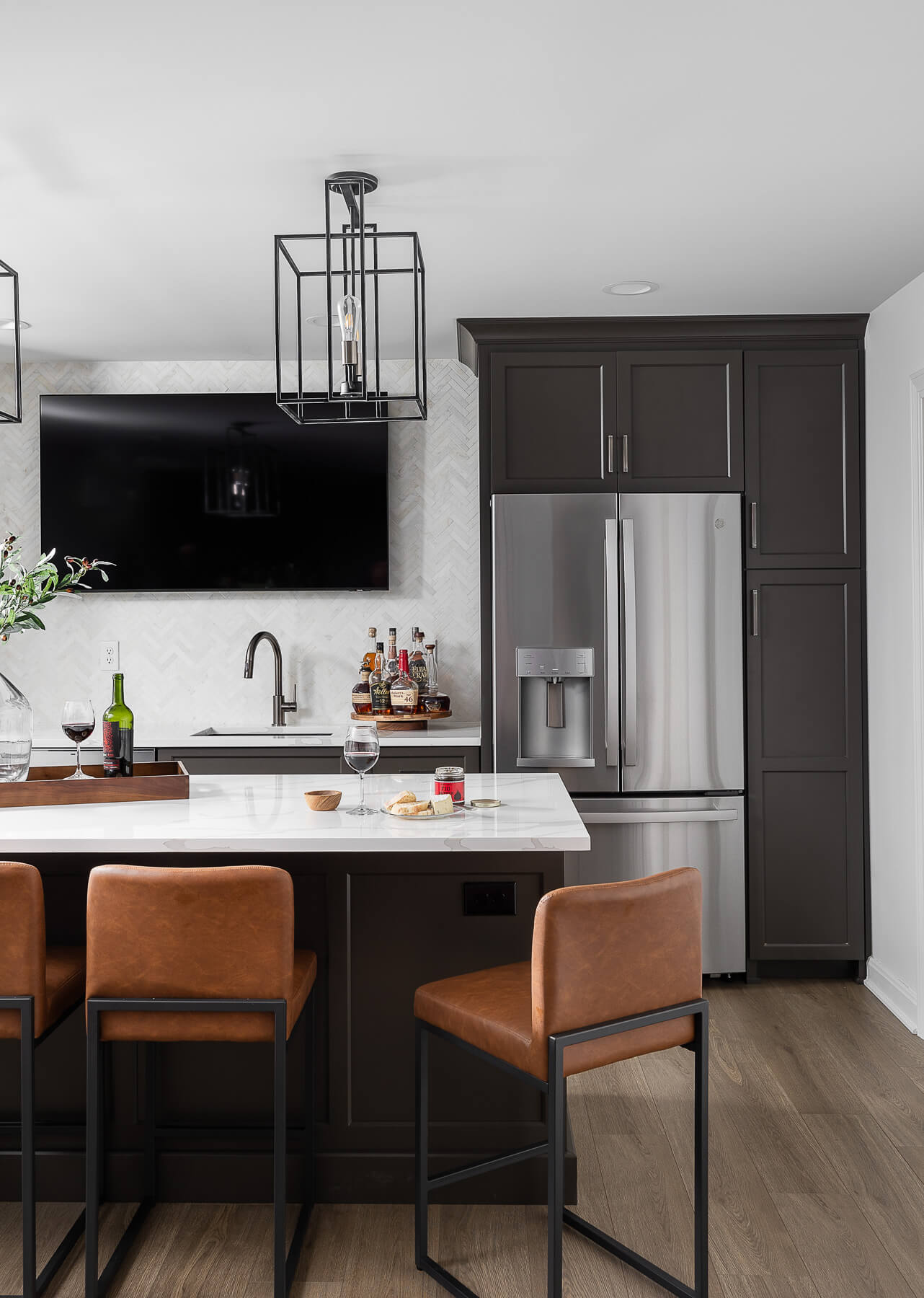 002 1499 Sable Wing Internet